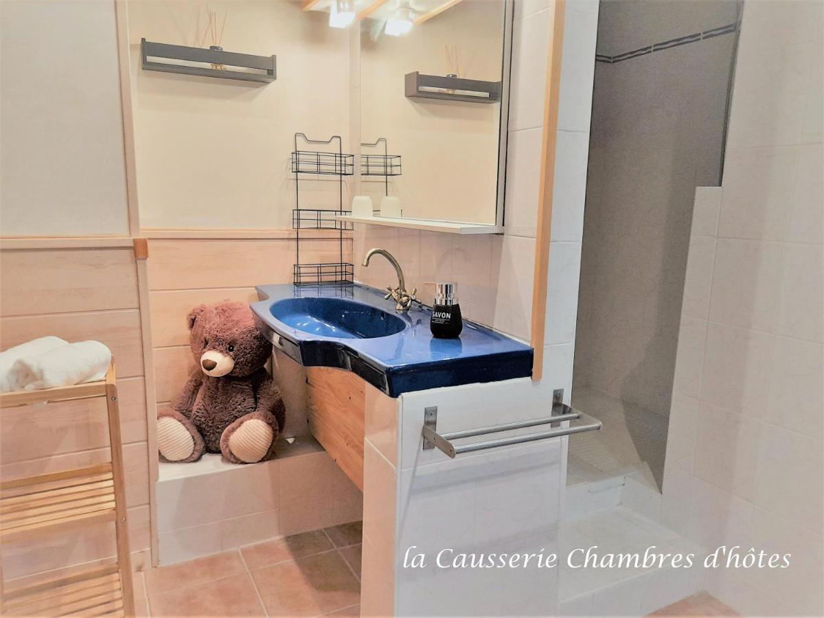 La Causserie, 2 Chambres D'Hotes, 2 A 4 Invites, Pour Vous Seuls Gramat Kültér fotó
